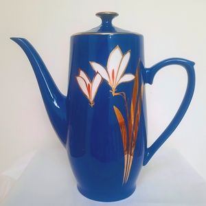 COPY - Porcelain Blue Teapot 🫖